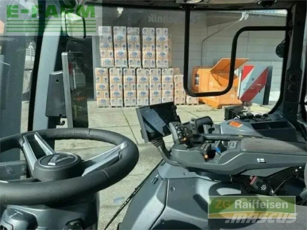 Valtra q245 Τρακτέρ