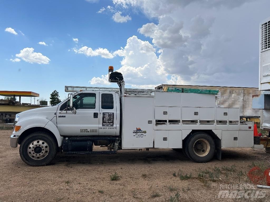 Ford F 750 XL Δημοτικά οχήματα/Οχήματα γενικής χρήσης