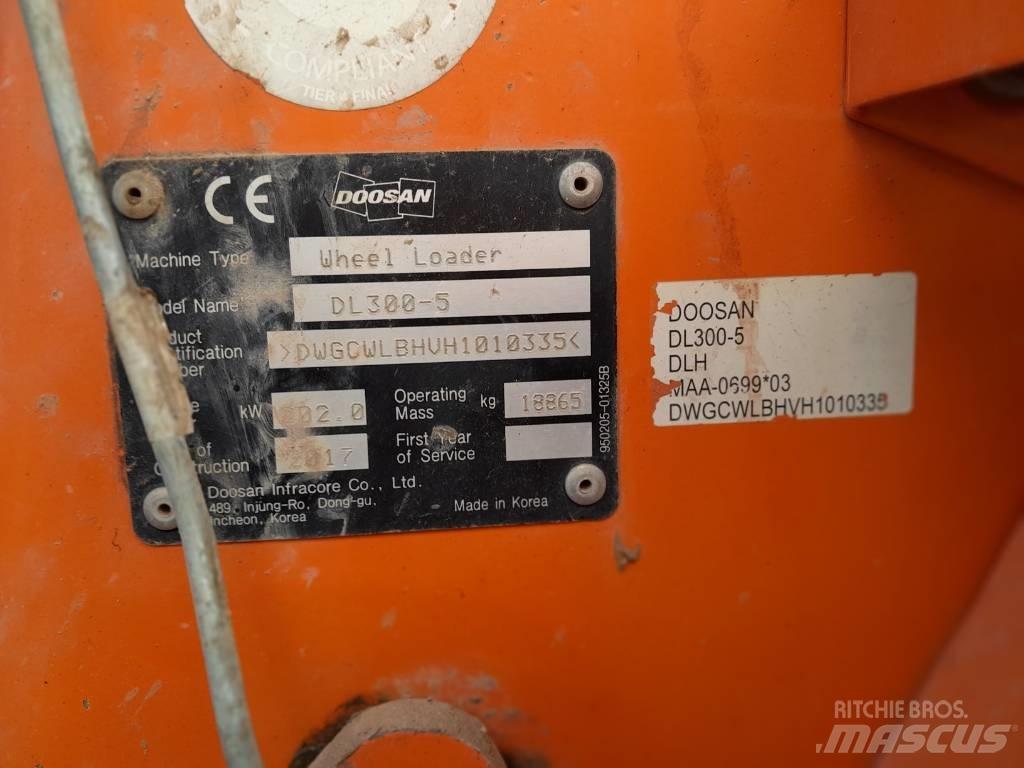 Doosan DL 300 Φορτωτές με λάστιχα (Τροχοφόροι)
