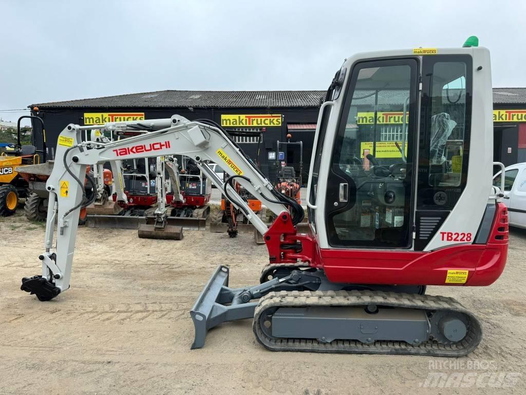 Takeuchi TB228 Εκσκαφάκι (διαβολάκι) < 7t