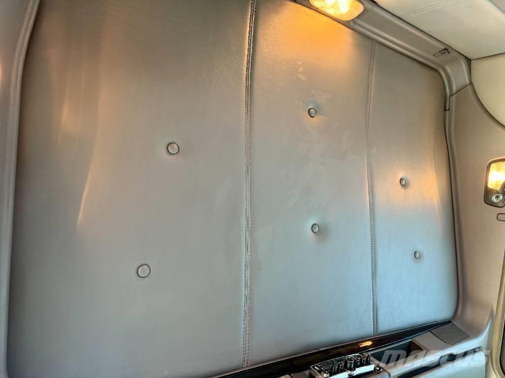 Kenworth W 900 Τράκτορες