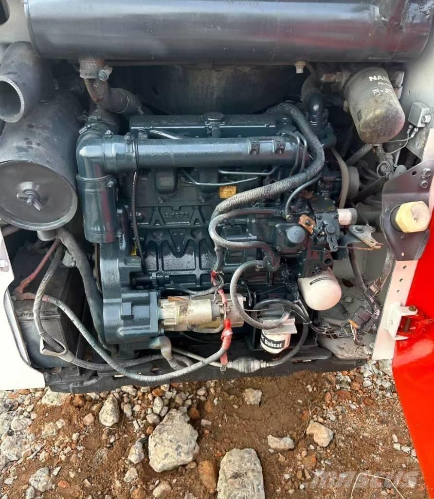 Bobcat S 130 Φορτωτάκια