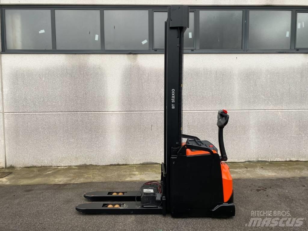Toyota SWE160 Παλετοφόρα πεζού χειριστή με ιστό