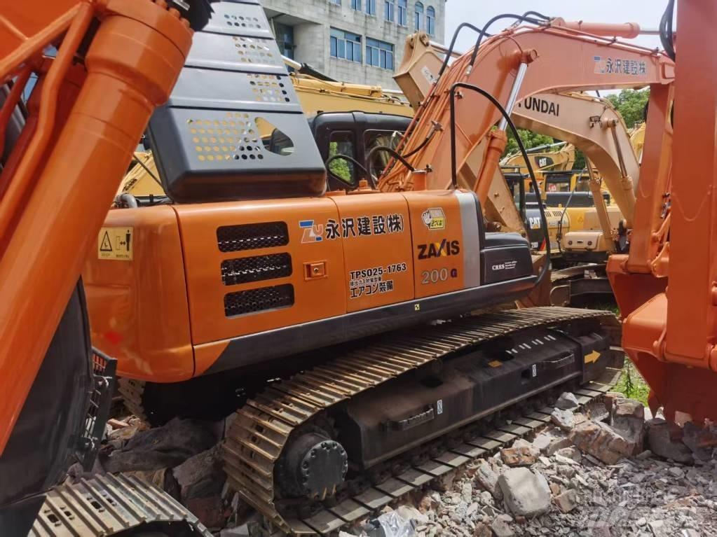 Hitachi ZX 200 Εκσκαφείς με ερπύστριες