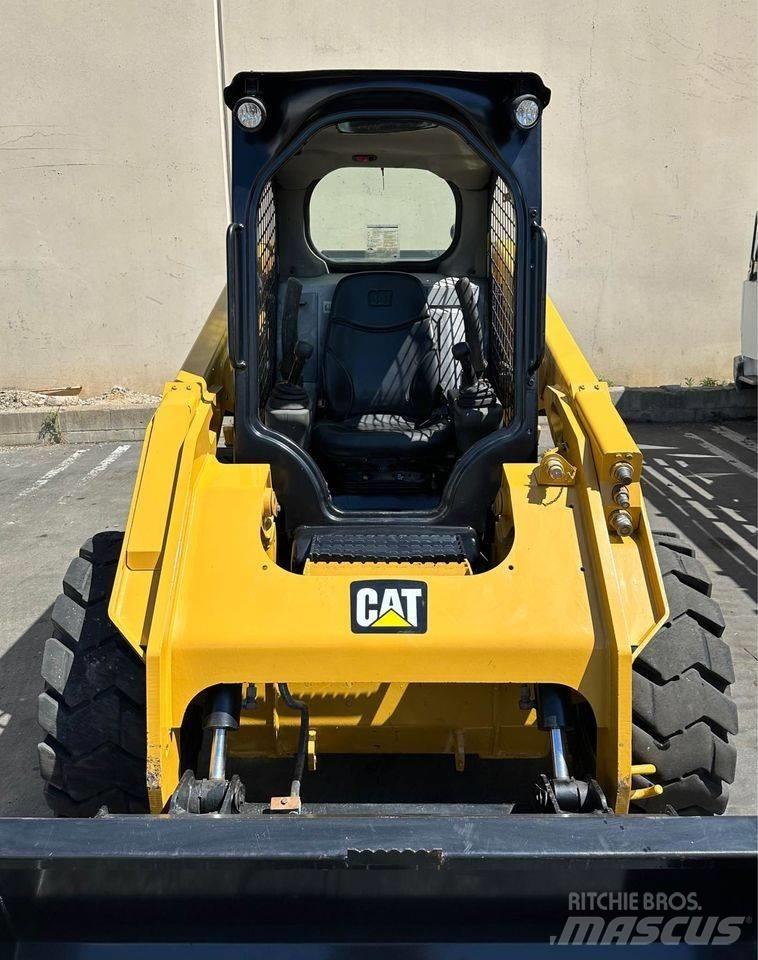CAT 246 D Φορτωτάκια