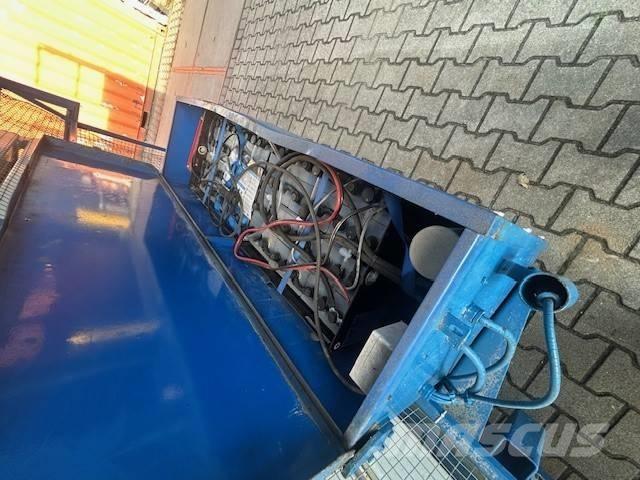 Holland Lift A151EV Ανυψωτήρες ψαλιδωτής άρθρωσης