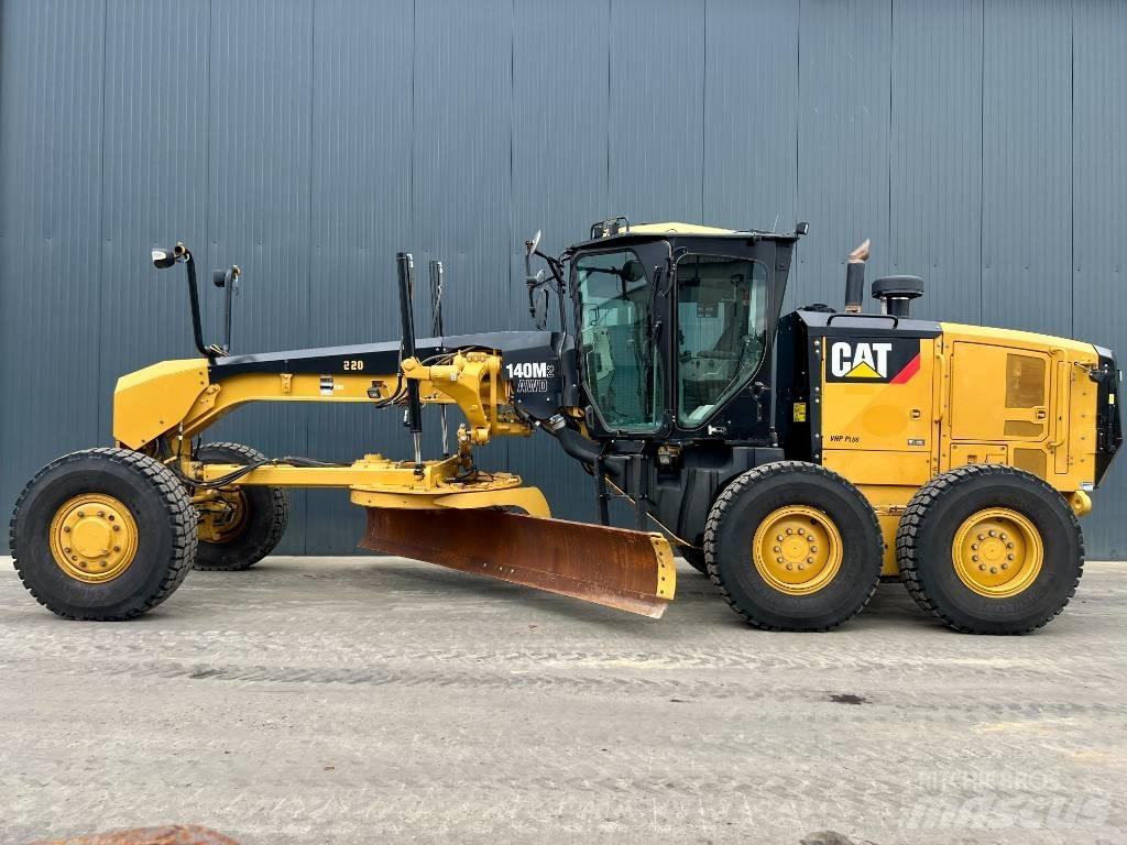 CAT 140M2 AWD Γκρέιντερς