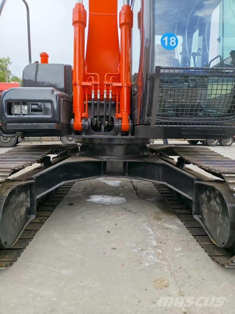 Hitachi ZX 120 Εκσκαφείς με ερπύστριες