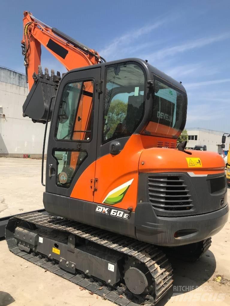 Doosan DX 60 Εκσκαφάκι (διαβολάκι) < 7t
