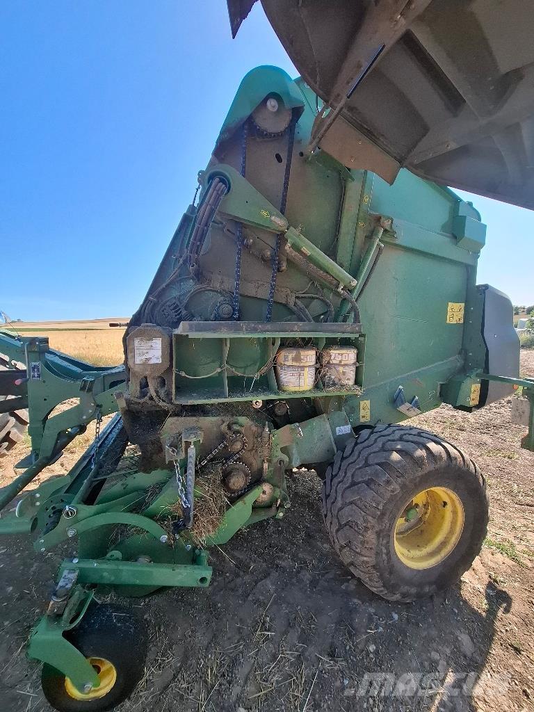 John Deere V461M Πρέσες κυλινδρικών δεμάτων