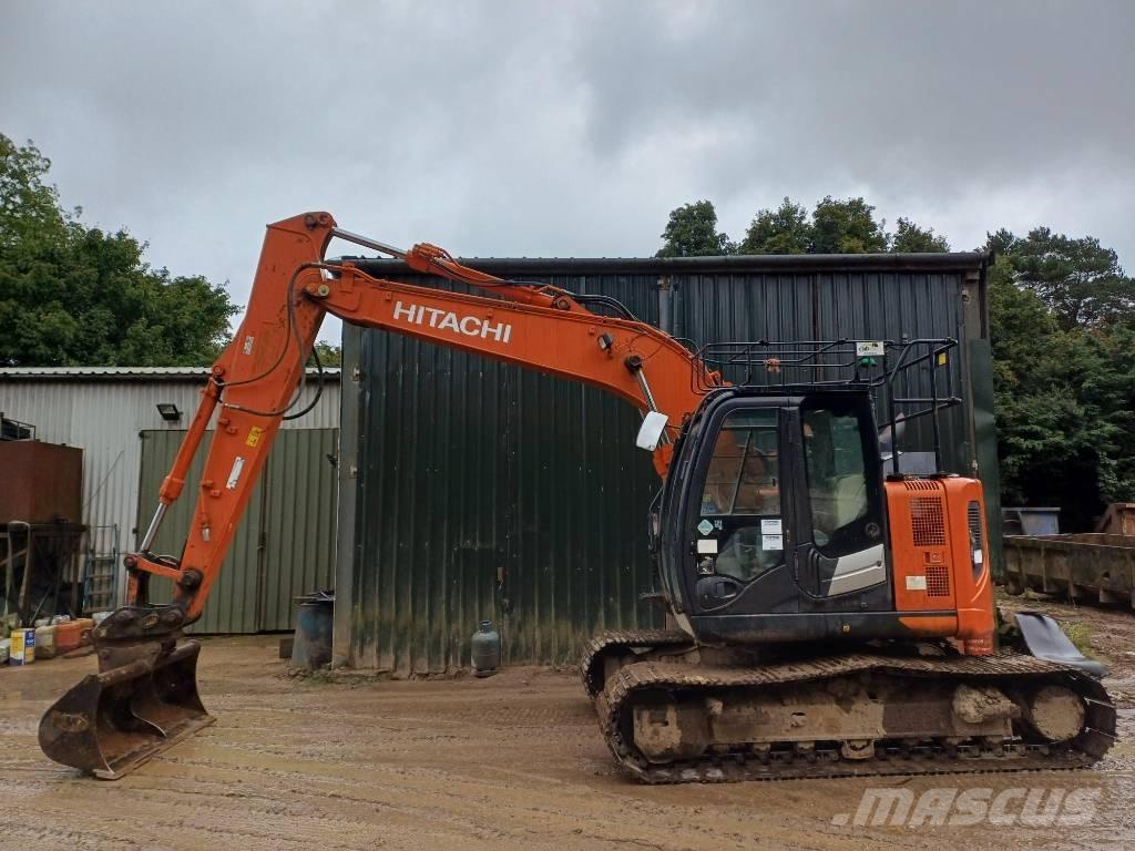 Hitachi ZX 135 US-6 Εκσκαφείς με ερπύστριες