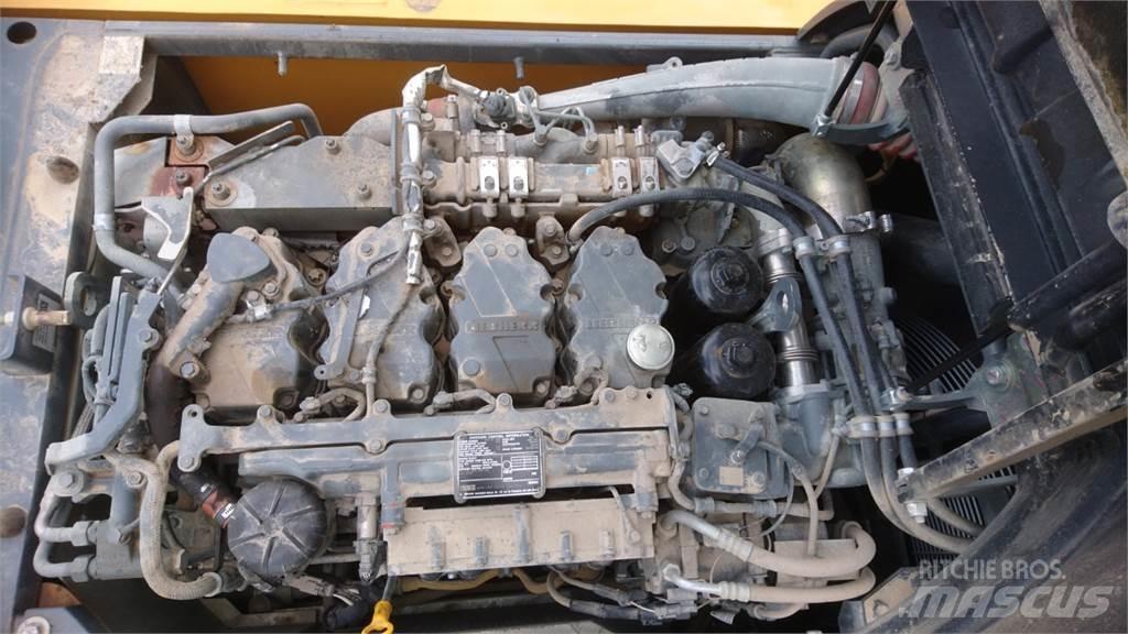 Liebherr R924LC Εκσκαφείς με ερπύστριες