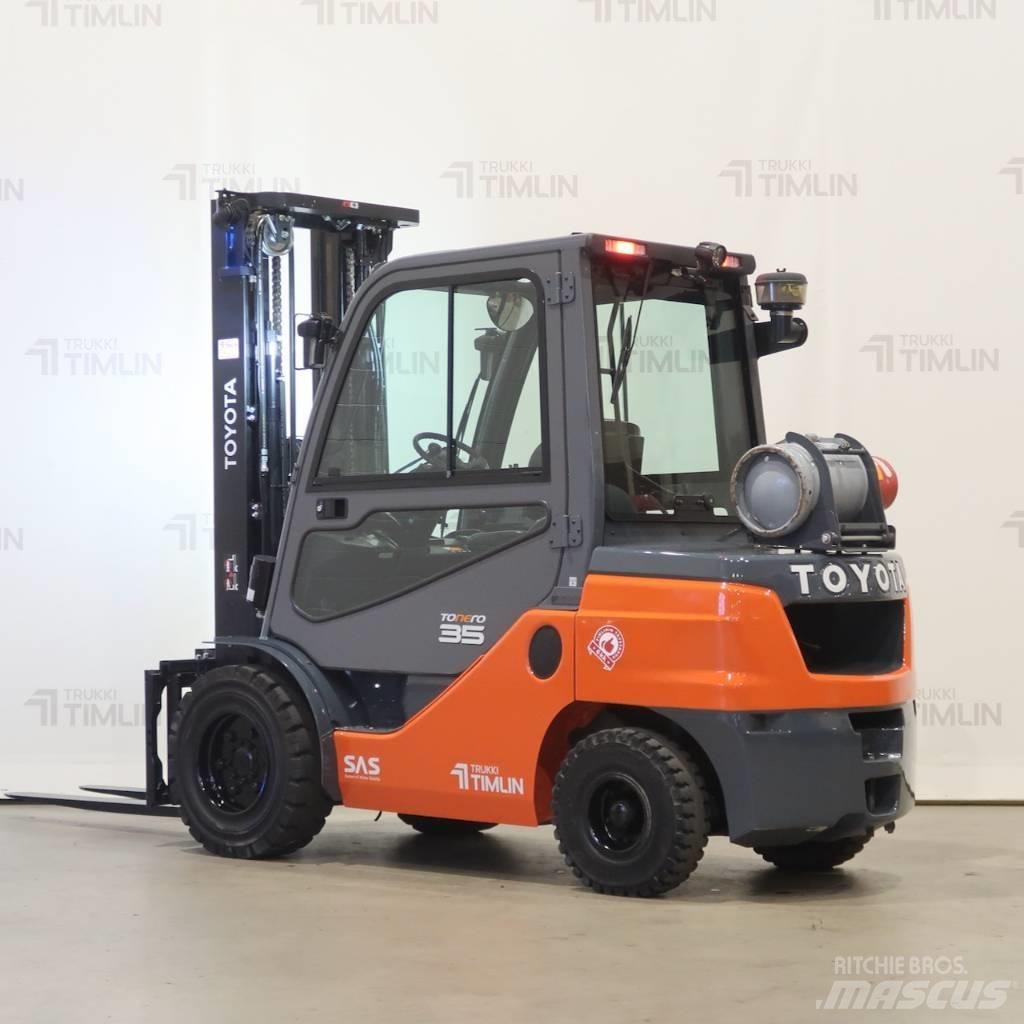 Toyota 02-8FGJF35 Περονοφόρα ανυψωτικά κλαρκ με φυσικό αέριο LPG