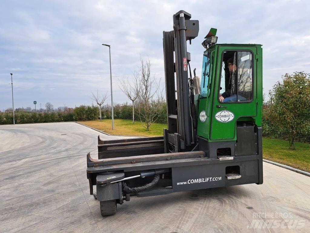 Combilift C 8000 Ανυψωτικά στενών δρόμων 4 κατευθύνσεων