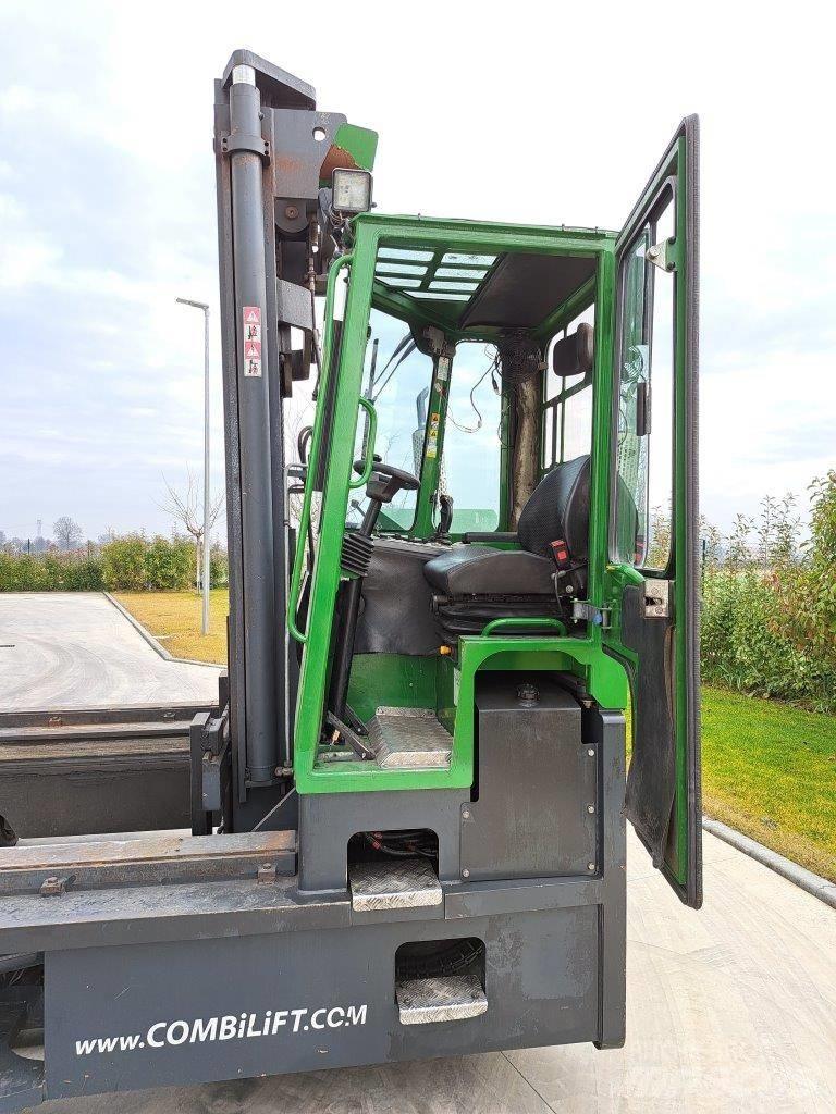 Combilift C 8000 Ανυψωτικά στενών δρόμων 4 κατευθύνσεων