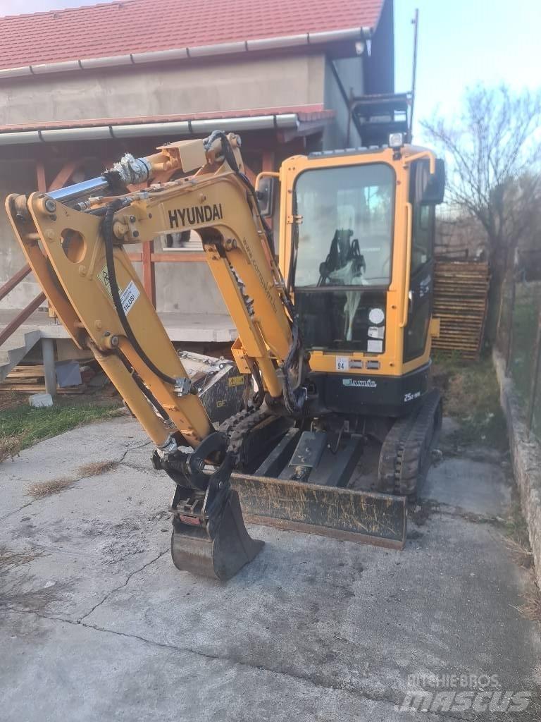 Hyundai R25Z-9 AK Εκσκαφάκι (διαβολάκι) < 7t