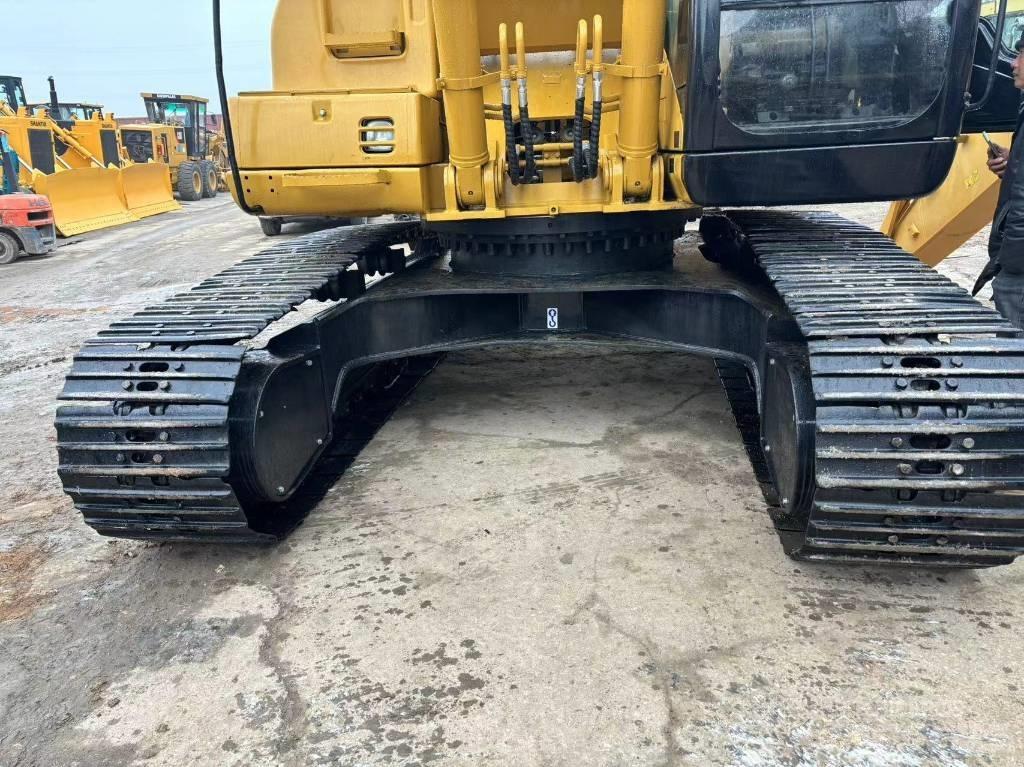 CAT 325 C Εκσκαφείς με ερπύστριες