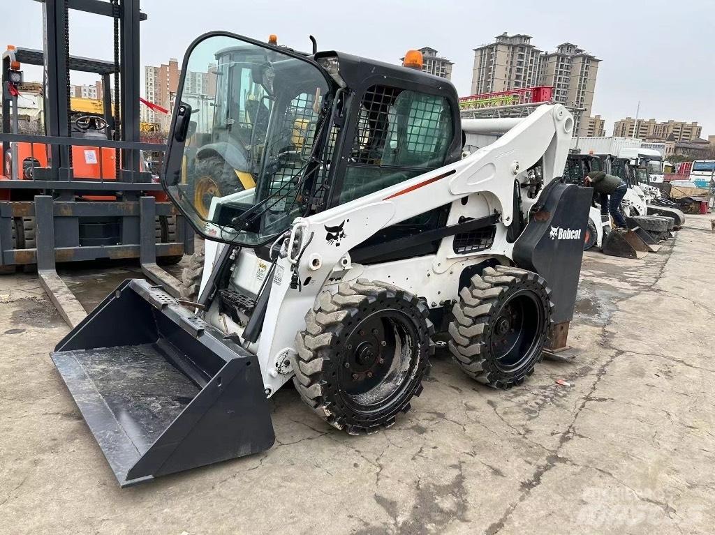 Bobcat S 750 Φορτωτάκια