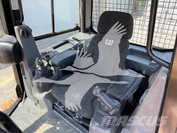 CAT D5K2 LGP Μπουλντόζες με ερπύστριες