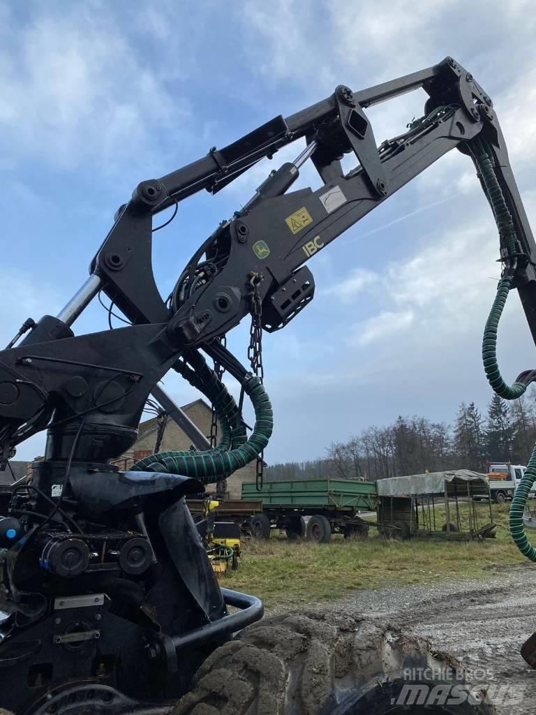 John Deere 1270 G Θεριζοαλωνιστικές μηχανές