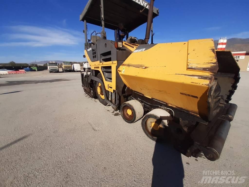 Volvo ABG 6870 Επίστρωση ασφάλτου