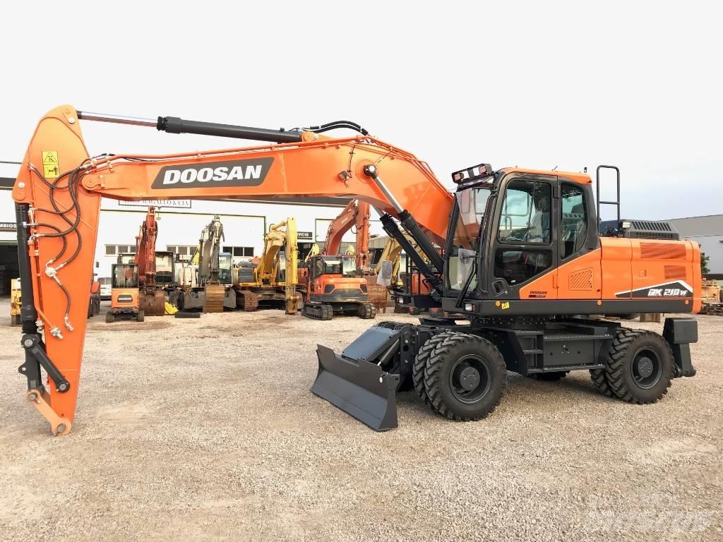 Develon DX 210 W-7 Εκσκαφείς με τροχούς - λάστιχα