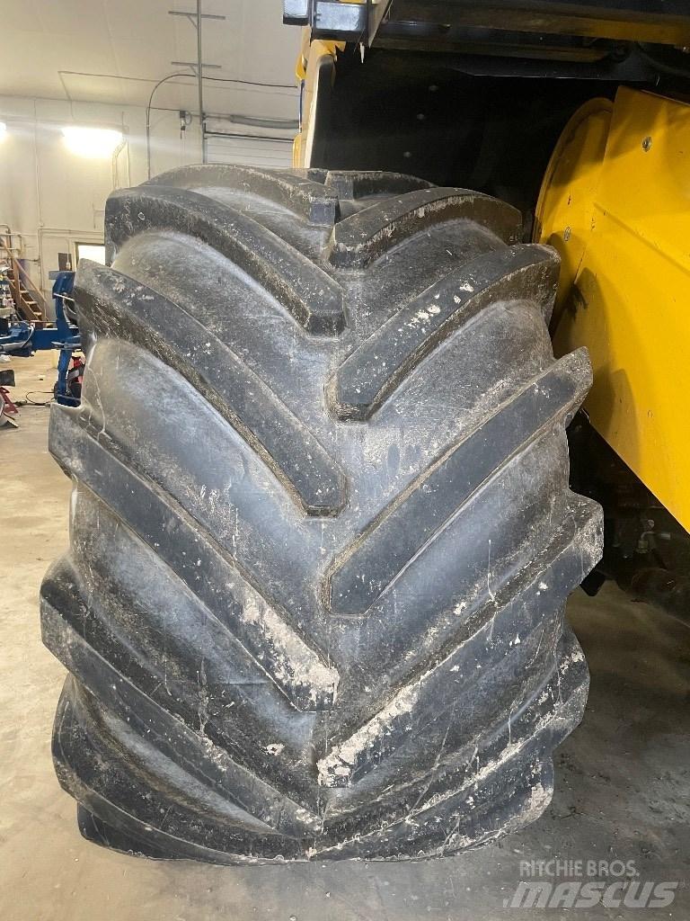 New Holland CX7.80 Θεριζοαλωνιστικές μηχανές