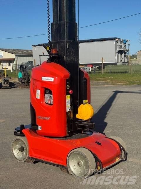 Manitou 100 VJR Ανυψωτήρες με κατακόρυφους πυλώνες