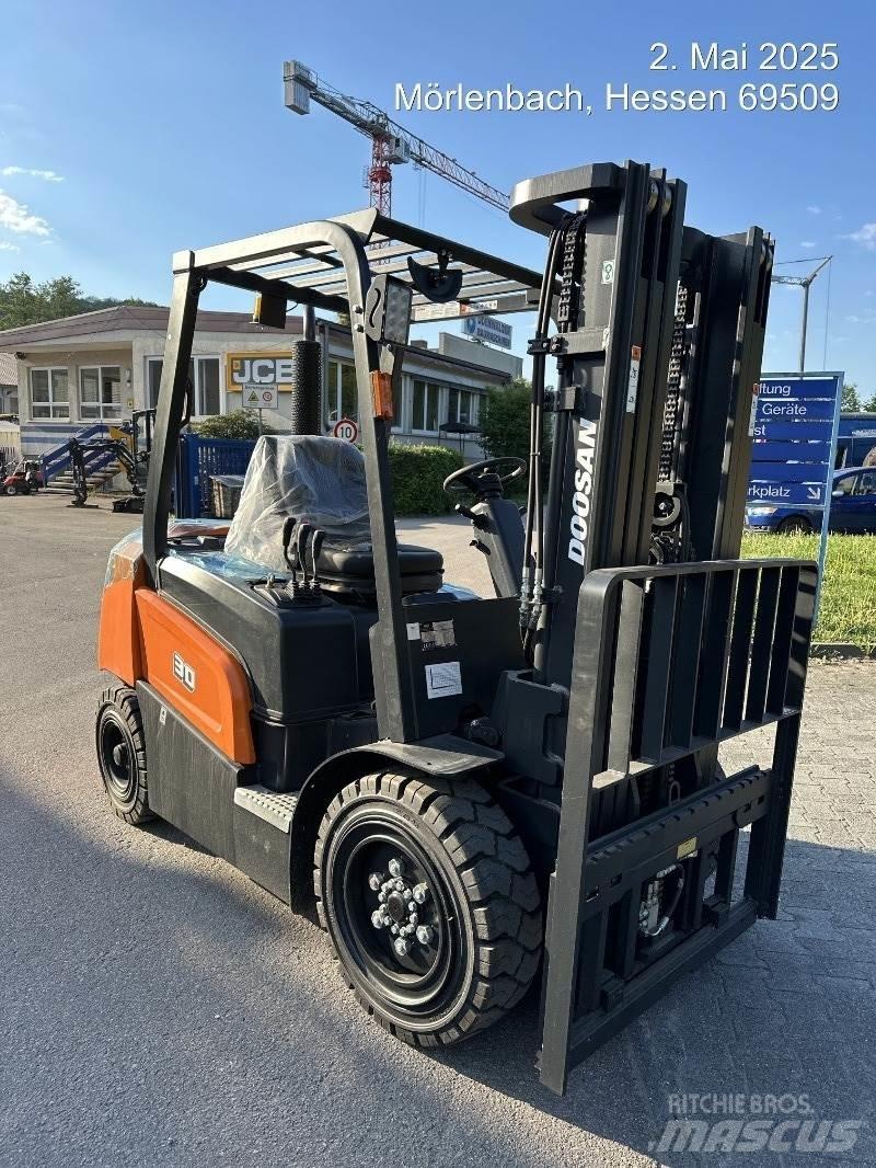 Doosan D30NXP Πετρελαιοκίνητα Κλαρκ