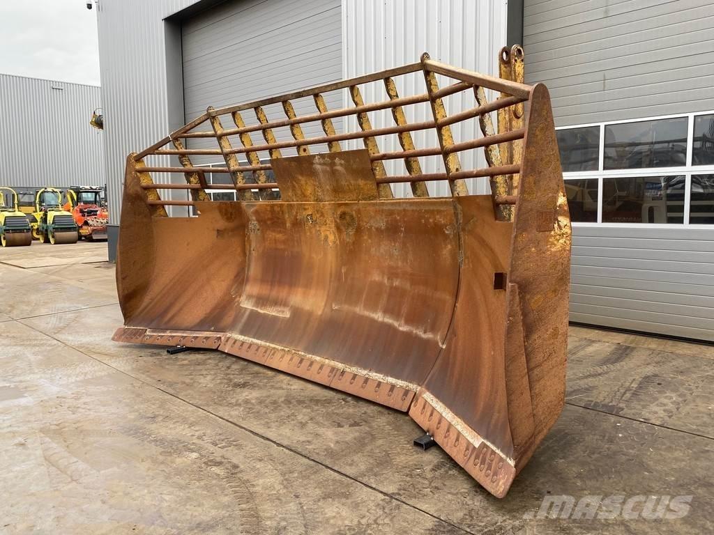 CAT D9U Blade Πτερύγια