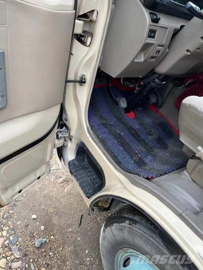 Toyota Coaster Bus Μίνι λεωφορεία