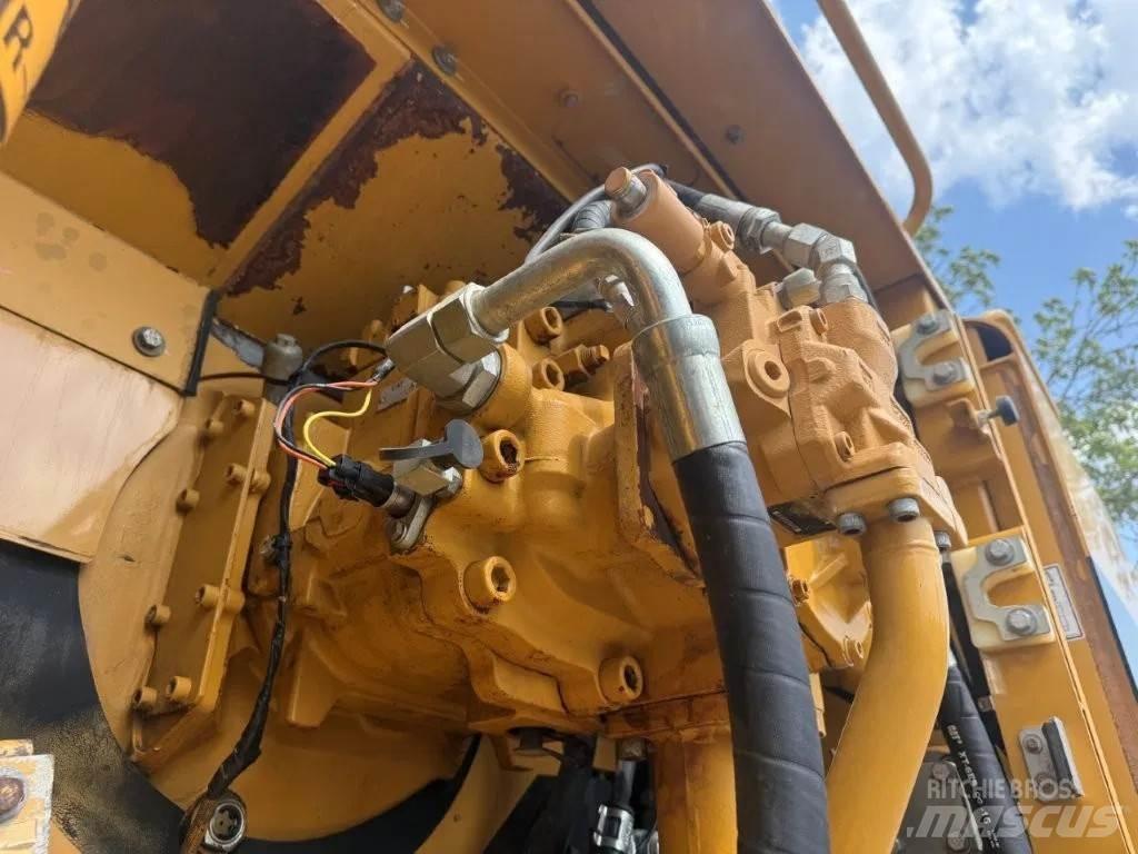 CAT 345DL Εκσκαφείς με ερπύστριες