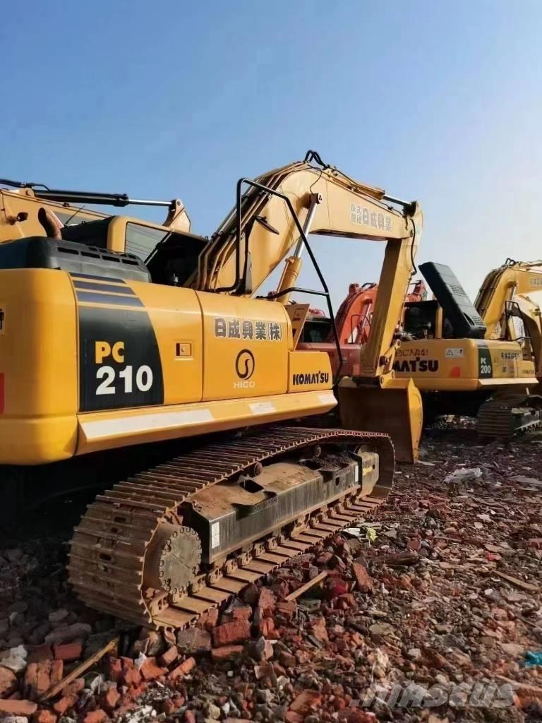 Komatsu pc 210 Εκσκαφείς με ερπύστριες