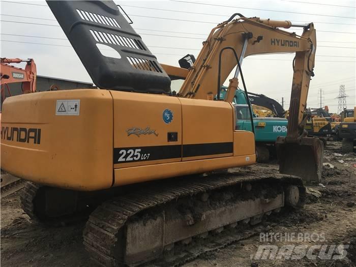 Hyundai R220LC-7 Εκσκαφείς με ερπύστριες