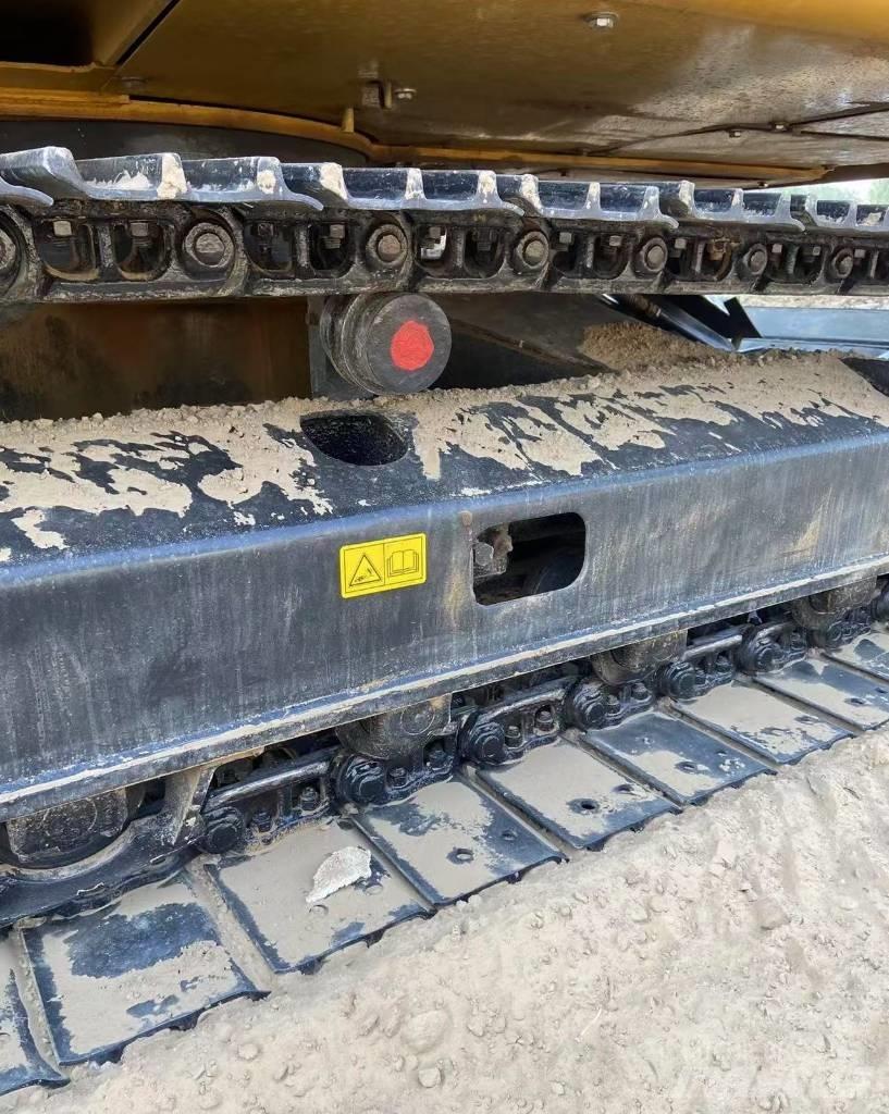 CAT 307 Εκσκαφείς με ερπύστριες