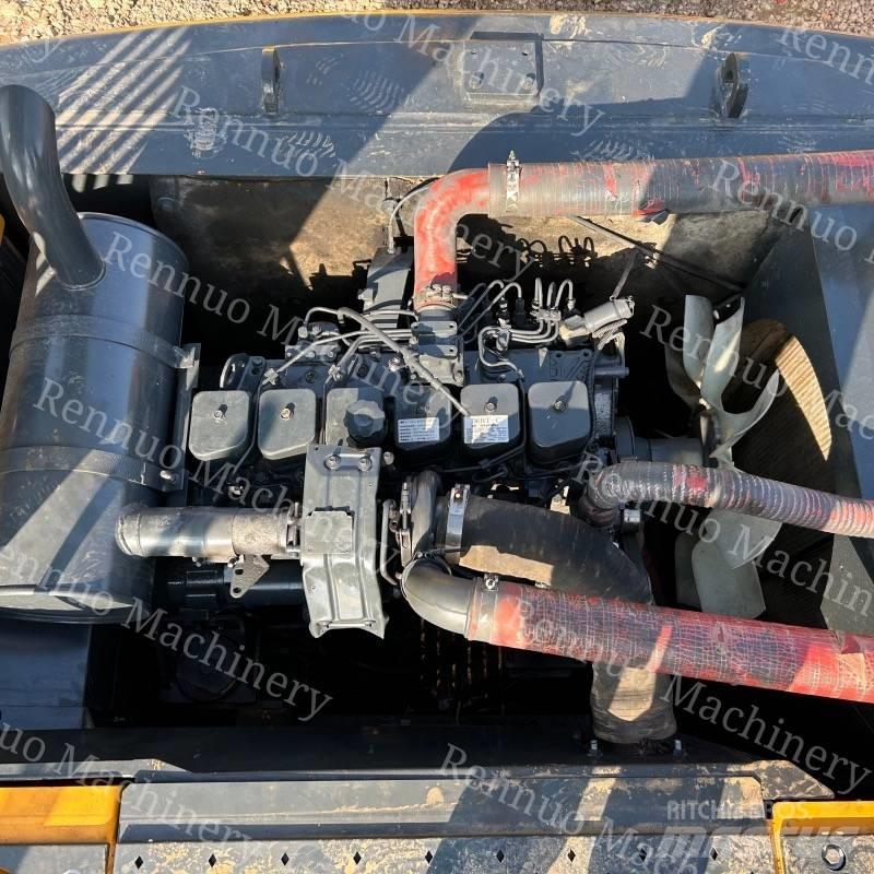 Hyundai 215 Εκσκαφείς με ερπύστριες