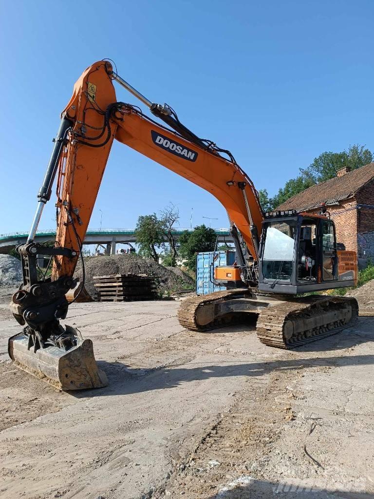 Doosan DX 225 LC-5 Εκσκαφείς με ερπύστριες