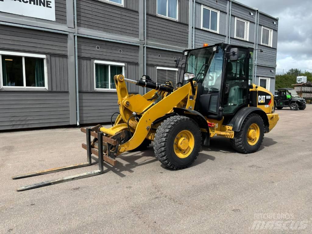 ** SOLD ** CAT 906M Φορτωτές με λάστιχα (Τροχοφόροι)