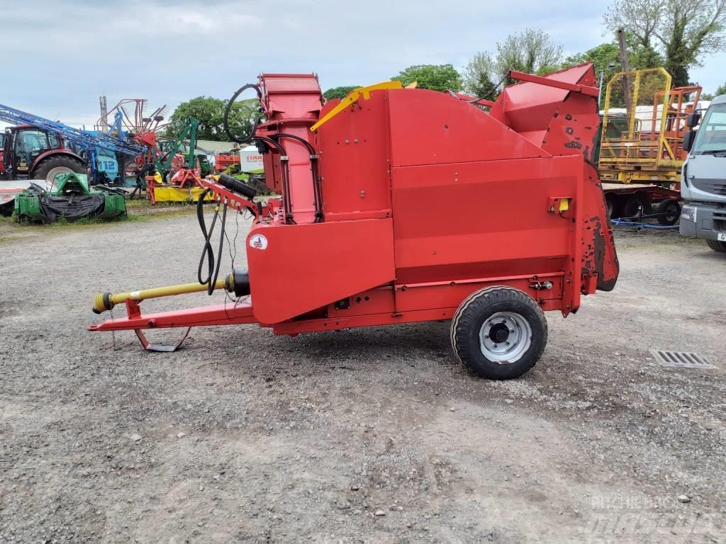 TEAGLE TOMAHAWK 8100 Τεμαχιστές, κόπτες και ξετυλιχτές δεμάτων