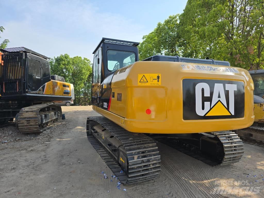 CAT 320D2 Εκσκαφείς με ερπύστριες