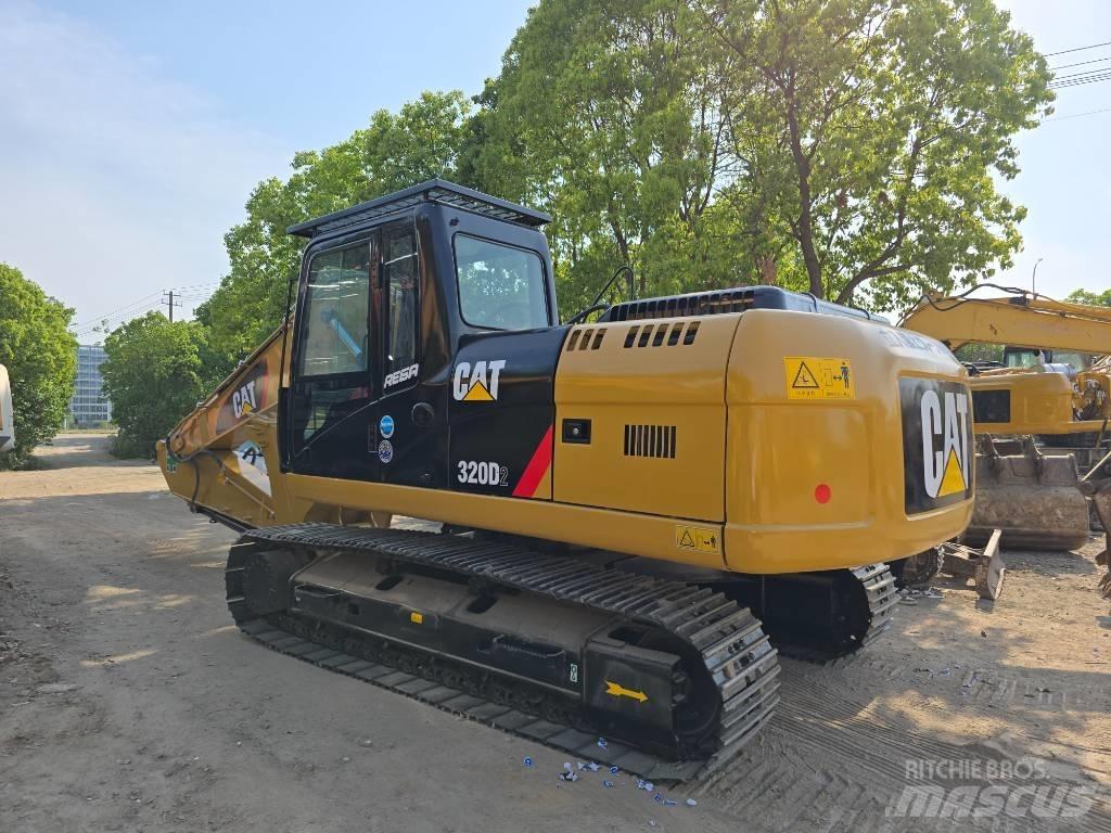 CAT 320D2 Εκσκαφείς με ερπύστριες