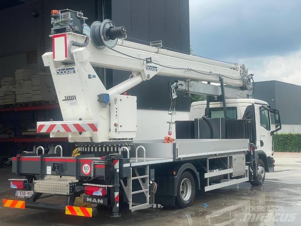 Böcker AK 36/4000 Γερανοί παντός εδάφους