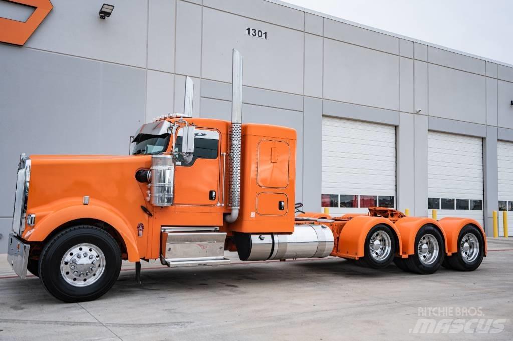 Kenworth W900 Τράκτορες