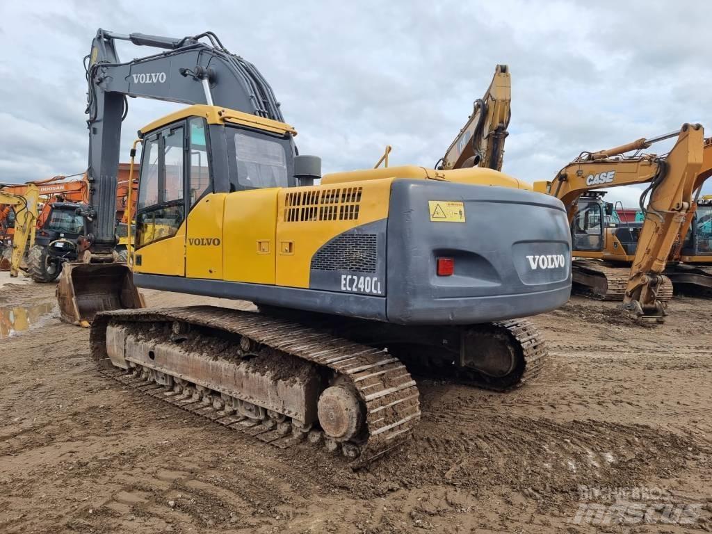 Volvo EC 240 C L Εκσκαφείς με ερπύστριες