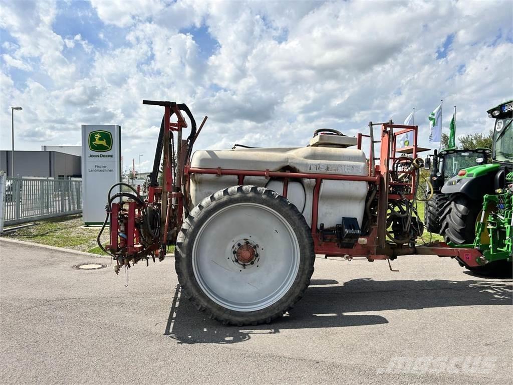 Holder IN280 Ρυμουλκούμενα ψεκαστικά