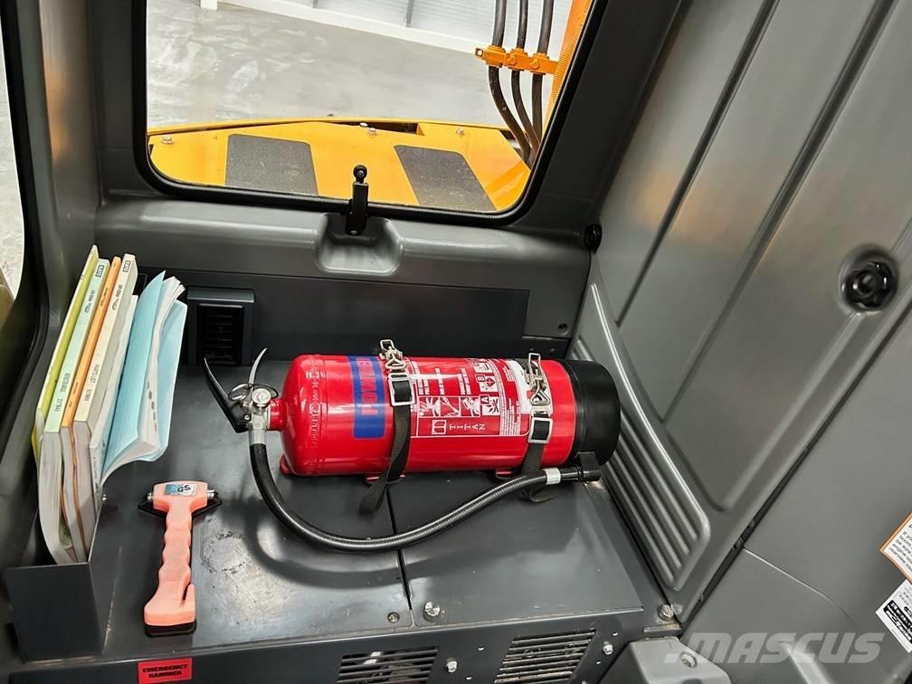 Kato CR-130Ri Γερανοί παντός εδάφους