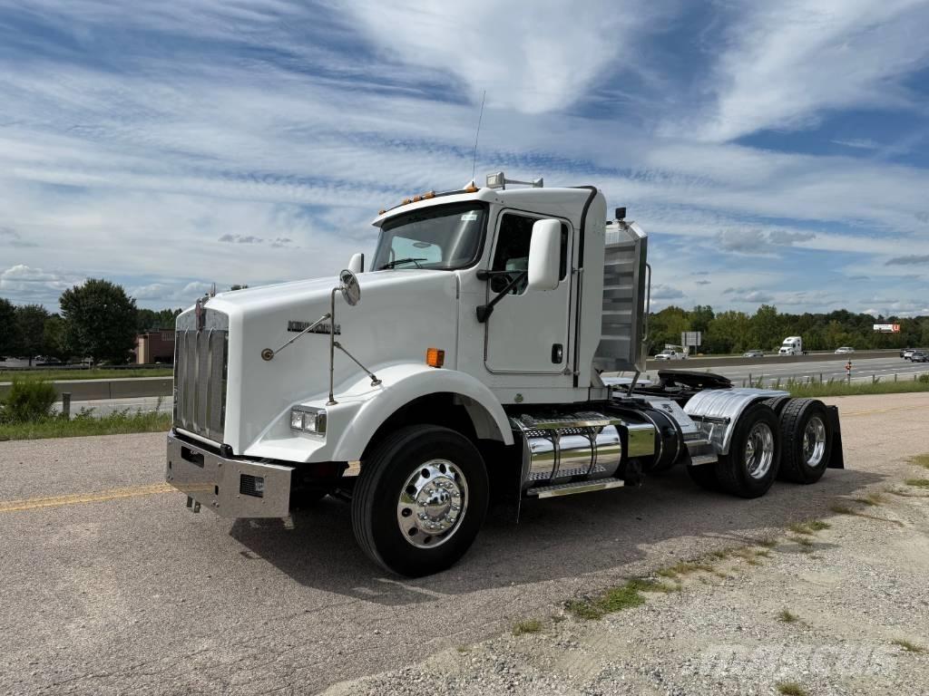 Kenworth T 800 Τράκτορες