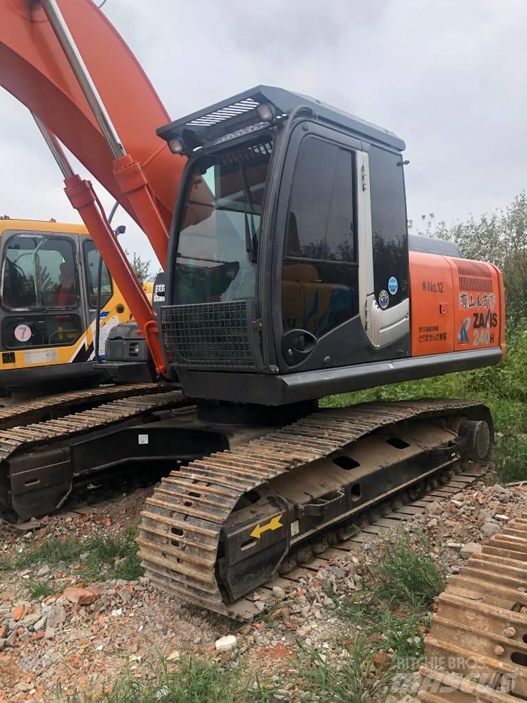 Hitachi ZX 240 Εκσκαφείς με ερπύστριες