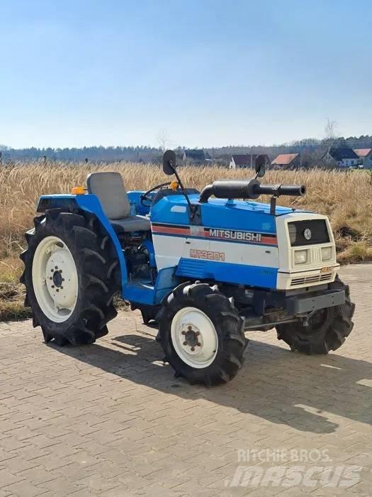 Mitsubishi MT3201 Τρακτέρ μικρών διαστάσεων
