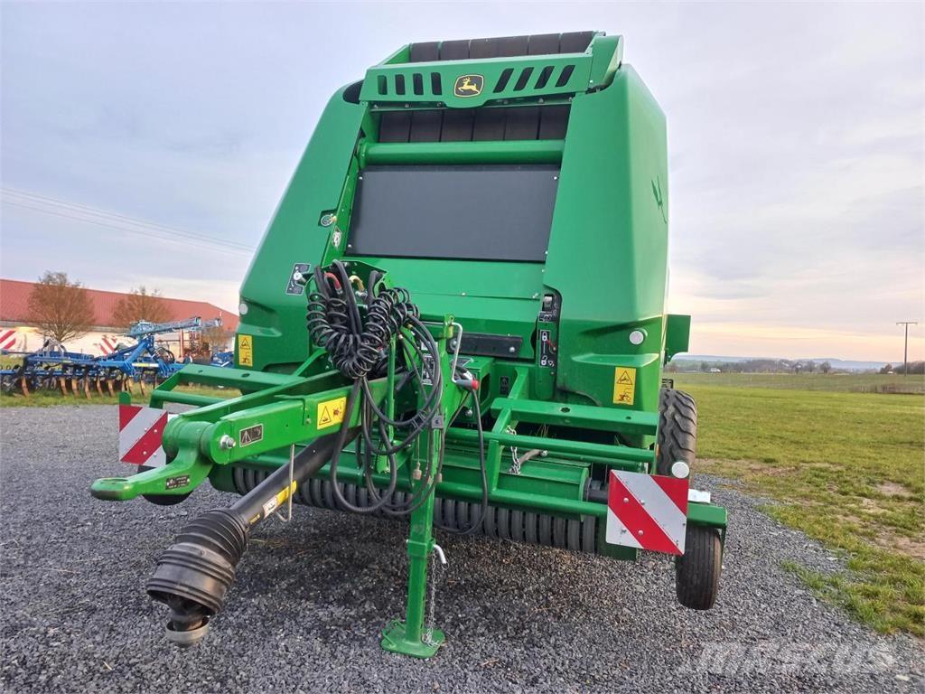 John Deere V461M Πρέσες κυλινδρικών δεμάτων